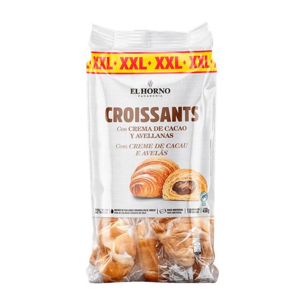 Croissant con cacao y avellanas XXL